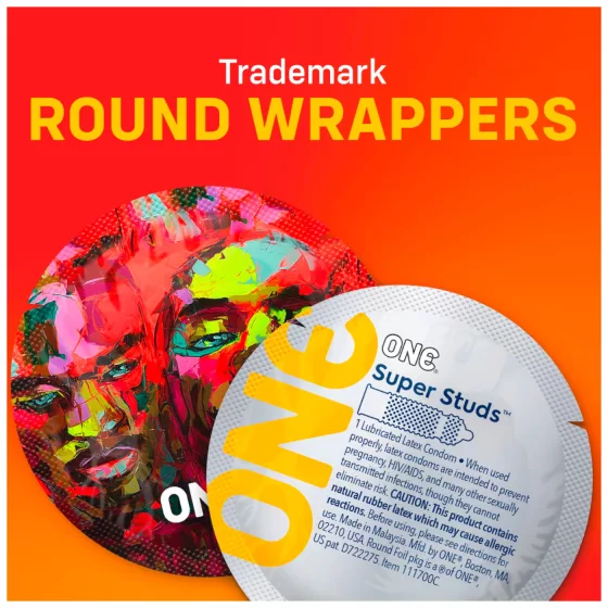 ONE - kondóm s výstupkami - 12 kusov