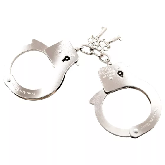 Fifty Shades of Grey - putá fémové