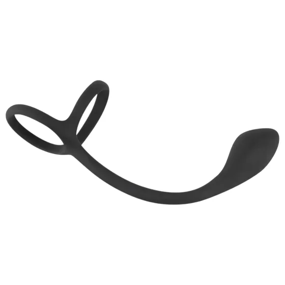 Black Velvets - tenký análny dildo s krúžkom na penis a semenníky - čierny