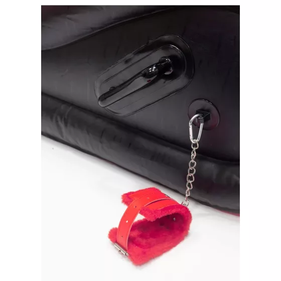 Desirel Magic Pillow - Nafukovací BDSM sexuálny nábytok - s putami (červený)