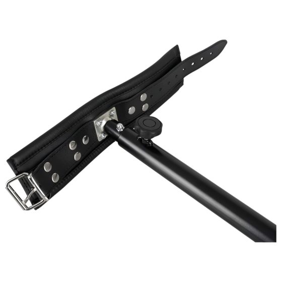 ZADO - rozpínacia tyč na nohy - čierna