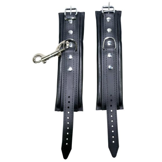 ZADO - kožené putá na zápästia s karabínou - čierne