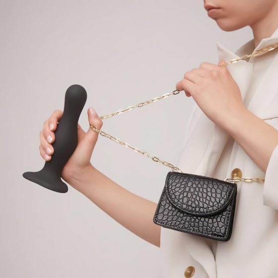 Strap-on-me Curvy M - vlnitý prísavkový dildo (čierny)