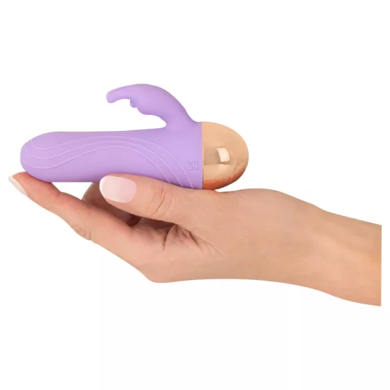 Cuties - akumulátorový, vodotesný mini vibrátor s klitorisovým ramienkom (fialový)