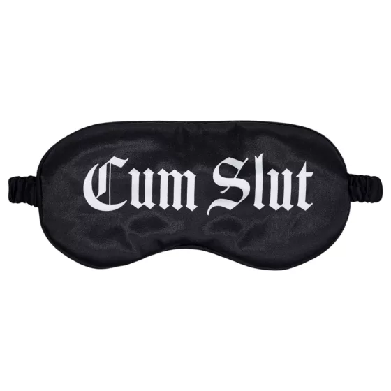 Au! - saténová očná maska s nápisom „Cum Slut“ (čierna)